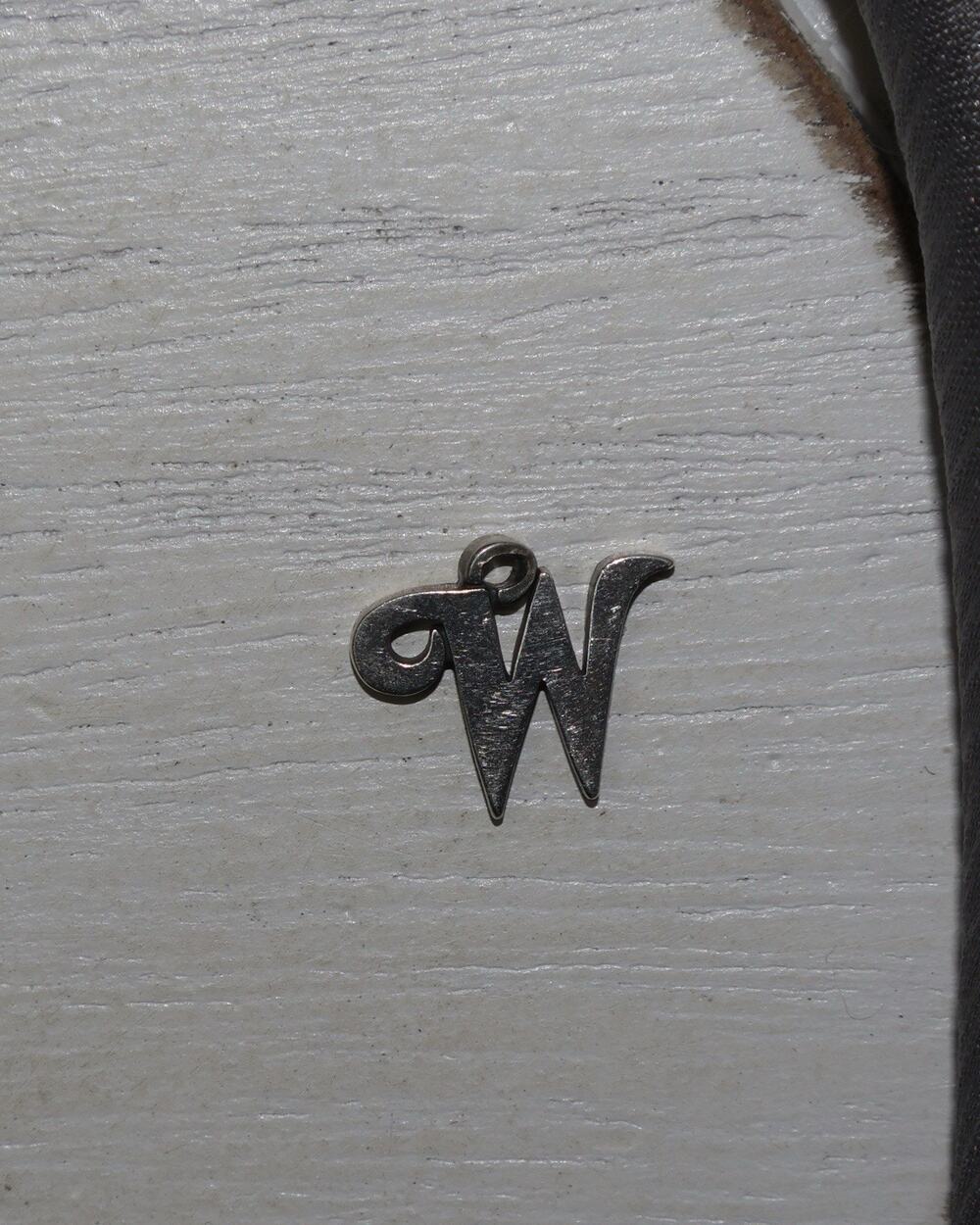 James Avery Sterling Silver Script Initial “W” Charm 0.8G/ 0.4in